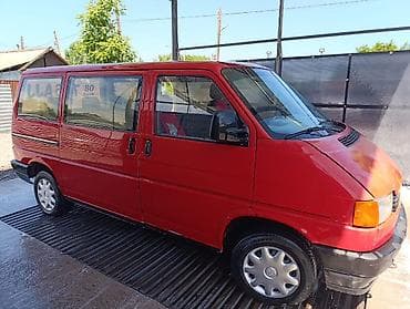 2 4 д: Volkswagen Transporter: 1991 г., 0.2 л, Механика, Газ, Минивэн — 2