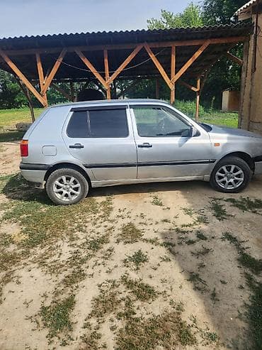 Volkswagen Golf: 1996 г., 1.8 л, Кол менен иштөөчү, Бензин, Хетчбек — 5