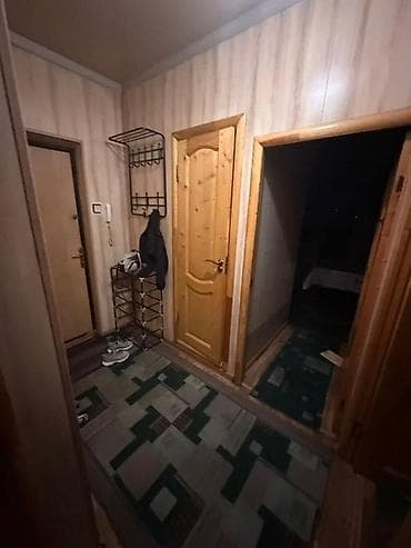 ниже: Сдается отдельная комната для девушки, напротив «Мадины», с личным — 3