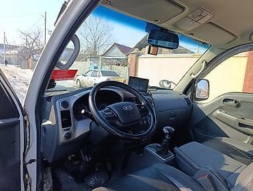 djon dir: Жеңил жүк ташуучу унаа, Kia, Стандарт — 7