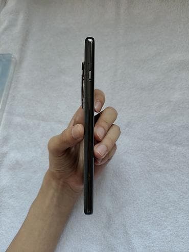 салат телефон: OnePlus 12, 1 ТБ, цвет - Черный, В рассрочку, 2 SIM — 3
