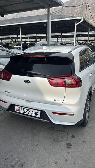kia cornival: Kia Niro: 2019 г., 1.6 л, Робот, Гибрид, Кроссовер — 4