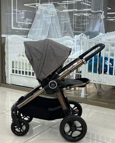 peg prego: Коляска, цвет - Черный, Б/у — 1