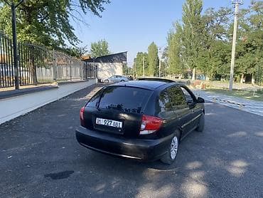 ravon r4: Kia Rio: 2003 г., 1.4 л, Механика, Бензин, Хэтчбэк — 4
