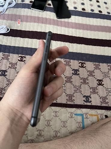 iphone 8 цум: IPhone 8, Черный, Зарядное устройство, Чехол, 100 % — 7