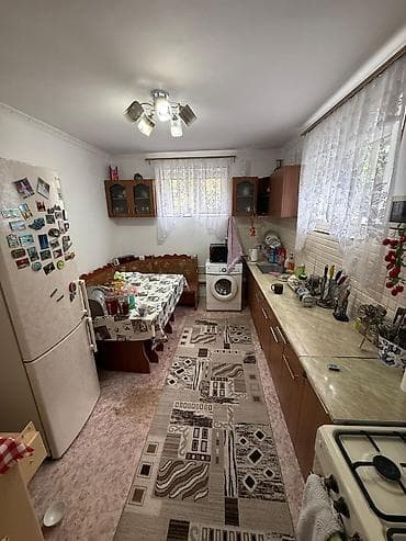 продаю дом кок джар: Продается двухуровневый дом в с. Сокулук по ул. Комсомольская. Участок — 5