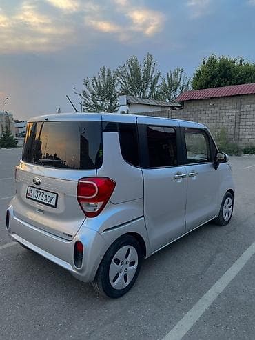 Транспорт: Kia Ray: 2019 г., 1 л, Автомат, Бензин, Вэн/Минивэн — 5