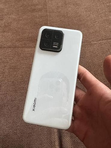 обмен на х: Xiaomi, 13, Б/у, 256 ГБ, цвет - Белый — 1