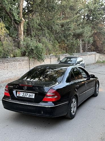 Продажа авто: Mercedes-Benz E-Class: 2003 г., 3.2 л, Автомат, Бензин, Седан — 4