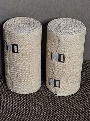 Продаю бинты эластичные, компрессионные. 
Новые!
Широкие.
Цена за оба