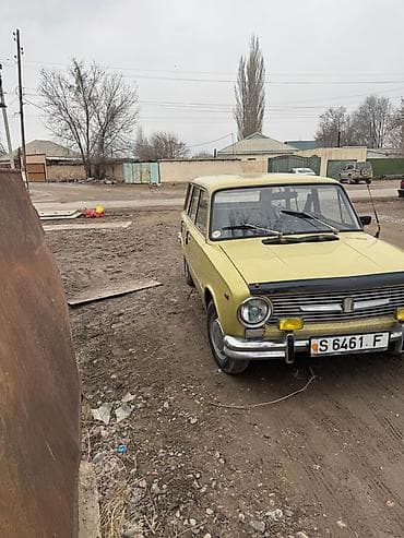 ВАЗ (ЛАДА) 2102: 1975 г., 1.3 л, Механика, Бензин, Универсал