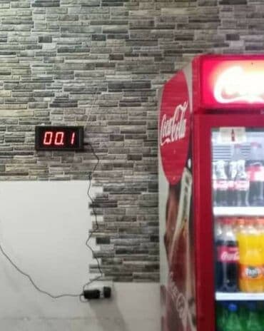 апарат для напитков: Кнопка вызова официанта, табло — 6