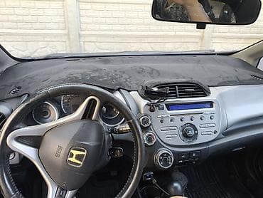 Honda Fit: 2009 г., Вариатор, Бензин, Хэтчбэк