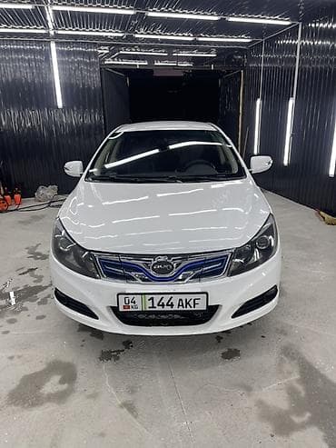 device kg: BYD E5: 2019 г., 0.1 л, Автомат, Электромобиль, Седан — 2