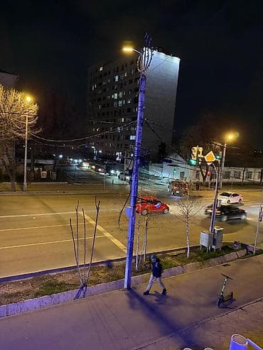 стучный квартиры: 1 комната, Собственник — 8