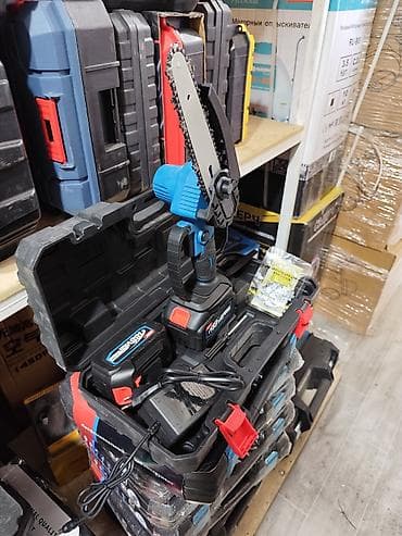 чынжырлар: Компактная аккумуляторная мини-бензопила (электропила) в кейсе — 1