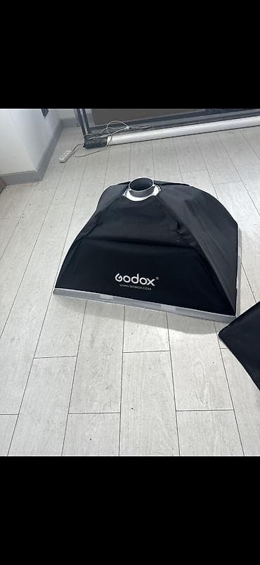 Продается - 1) Стрипбокс Godox Grid SB-BW 35-160cm; 2) Портретная