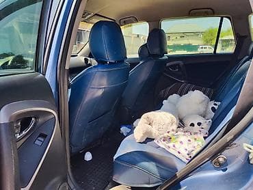 200 сотый крузак: Toyota RAV4: 2006 г., 2 л, Механика, Бензин, Кроссовер — 7
