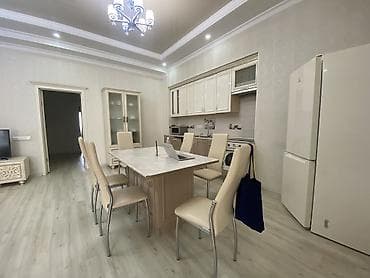 квартира в г балыкчы: 3 комнаты, бульвар Эркиндик Без животных, от 6 месяцев, от 1 года, С мебелью полностью — 3