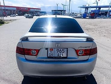 сед: Honda Accord: 2004 г., 0.2 л, Типтроник, Бензин, Седан — 2