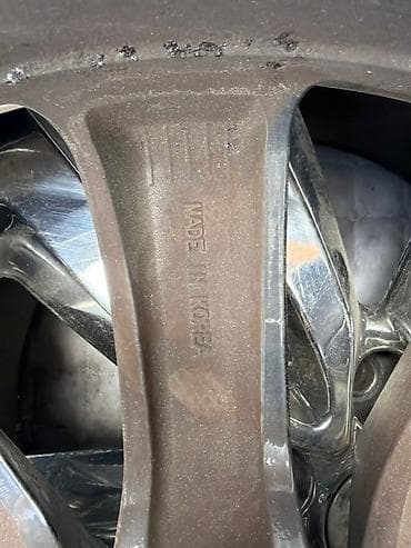 19: Колесо летнее Kumho, R19, размер шины 235/55. Разболтовка 5x114.3 — 1