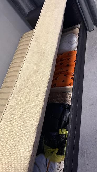 Сушилки: Прямой диван, Б/у, Двухместный — 3