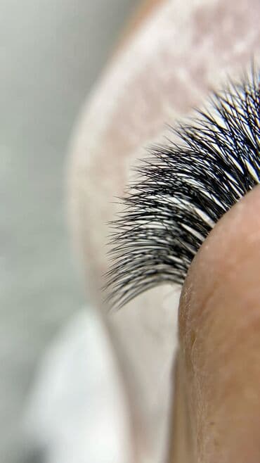 реставрация кожанных изделий: Ресницы, Классика, Гипоаллергенные материалы — 3