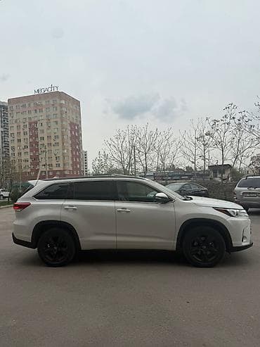 Toyota Highlander: 2019 г., 3.5 л, Автомат, Бензин, Кроссовер — 9