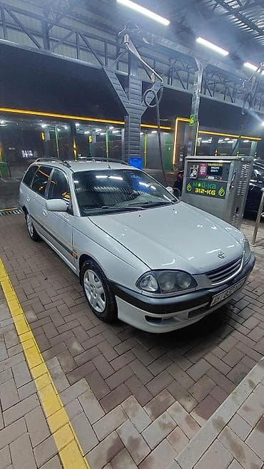 rav 4 2015: Toyota Avensis: 2000 г., 2 л, Механика, Дизель, Универсал — 3