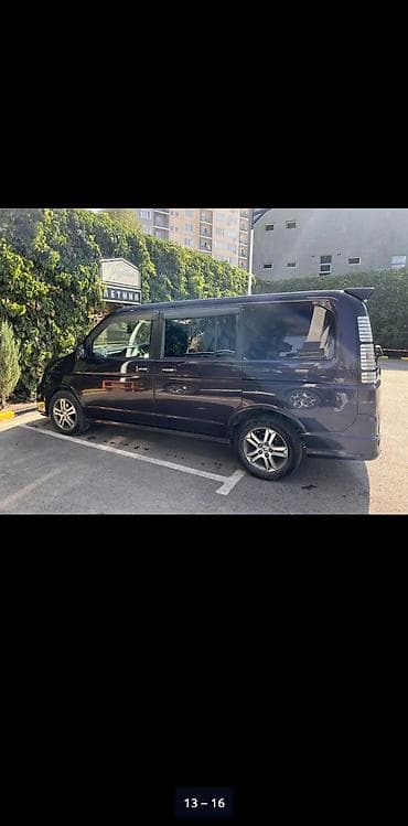 Продажа авто: Honda Stepwgn: 2004 г., 2.4 л, Автомат, Бензин, Минивэн — 1