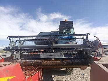 мотоблок сатылат: Комбайн зерноуборочный Ростсельмаш Niva Грам май расход жок — 2