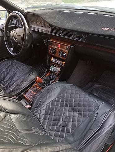 Унаа сатуу: Mercedes-Benz W124: 1991 г., 2.3 л, Кол менен иштөөчү, Бензин, Седан — 9