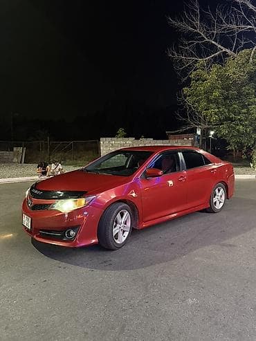 накладка камри: Toyota Camry: 2012 г., 2.5 л, Автомат, Бензин, Седан — 2
