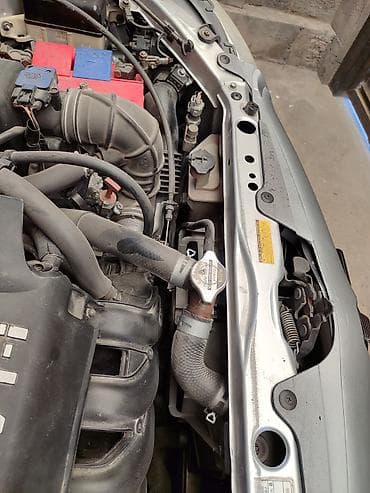 Унаа сатуу: Toyota Ist: 2003 г., 1.5 л, Автомат, Бензин — 7