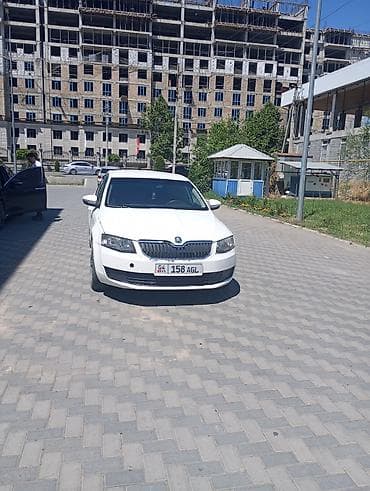 hundai elantra: Skoda Octavia: 2014 г., 1.6 л, Автомат, Бензин, Седан — 1