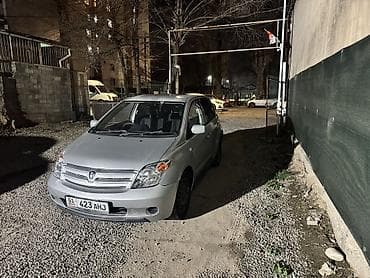 ист 2008: Toyota Ist: 2004 г., 1.5 л, Автомат, Бензин, Хэтчбэк — 2