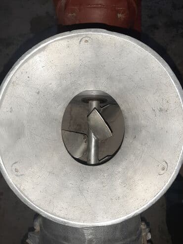 бу идиштер: Мясорубка поросёнок + фаршемешалка (фаршмес) два в одном б/у — 4