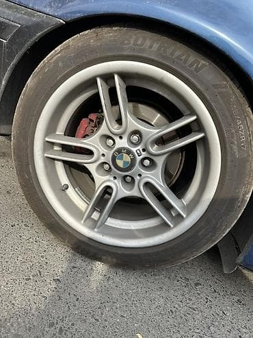 17: Комплект легкосплавных дисков BMW - Оригинальный дизайн BMW — 1