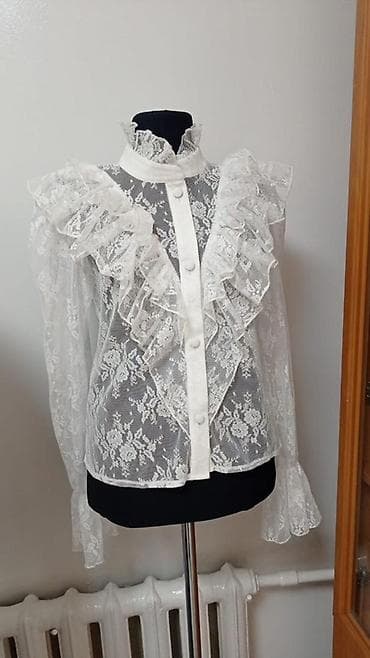 шорты puma: Ажурная блузка с оборками - Материал: тонкое кружево с цветочным — 1