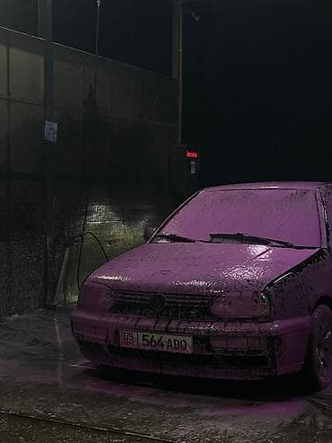 Унаа: Volkswagen Golf: 1992 г., 1.8 л, Кол менен иштөөчү, Бензин, Хетчбек — 9