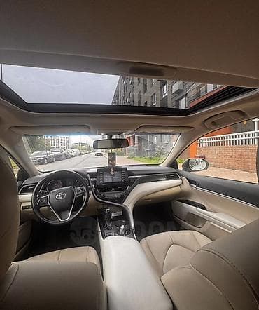 тойоты: Toyota Camry: 2022 г., Автомат, Бензин, Седан — 2