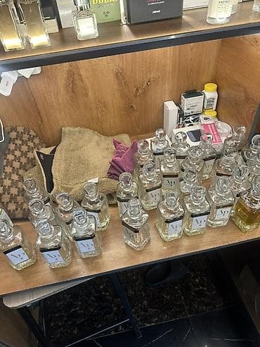 пустые флаконы от духов: Разливные нишевые ароматы в стеклянных флаконах-декантерах. - — 3