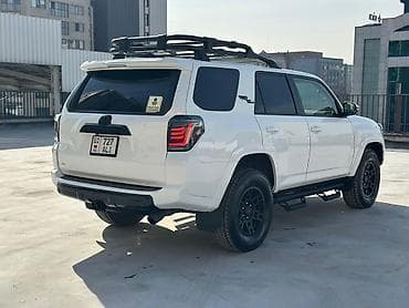 бампер на 4runner: Toyota 4Runner: 2023 г., 4 л, Автомат, Бензин, Внедорожник — 6