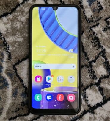 мобильный модем: Samsung Galaxy M31, Колдонулган, 128 ГБ, түсү - Көк, 2 SIM, eSIM — 1