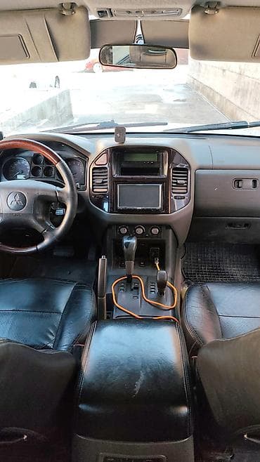 сары булун: Mitsubishi Pajero: 2001 г., 3.2 л, Автомат, Дизель, Жол тандабас — 1