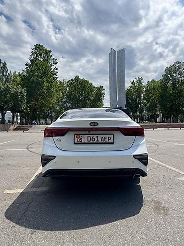 byd han ev: Kia K3: 2019 г., 1.6 л, Вариатор, Бензин, Седан — 4