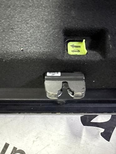 key maker: Замок багажника Kia Б/у, Оригинал, Корея — 1