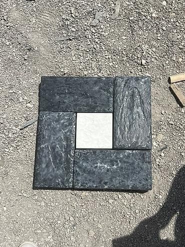 дорожные бардюры: Бордюрные камни (дорожный/тротуарный бордюр) из тяжелого бетона — 9