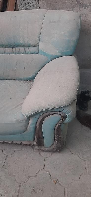 Прямые диваны: Прямой диван, Б/у — 2