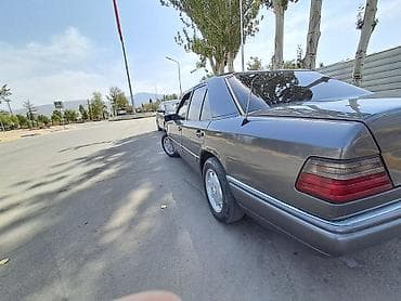 Продажа авто: Mercedes-Benz W124: 1993 г., 2.2 л, Автомат, Бензин, Седан — 6